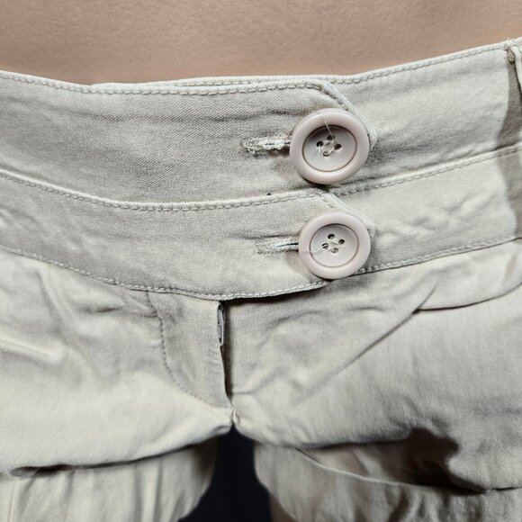 Y2K  Low Rise Chino Micro Shorts Size S Bloomer Style Beige Cargo Preppy - Picture 3 of 10